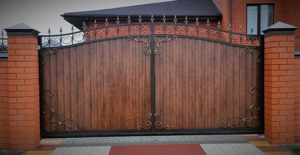 Купить простые ворота для дома: советы по выбору, установке и уходу в Сарове от 33821 руб | ВоротМастер-Сро